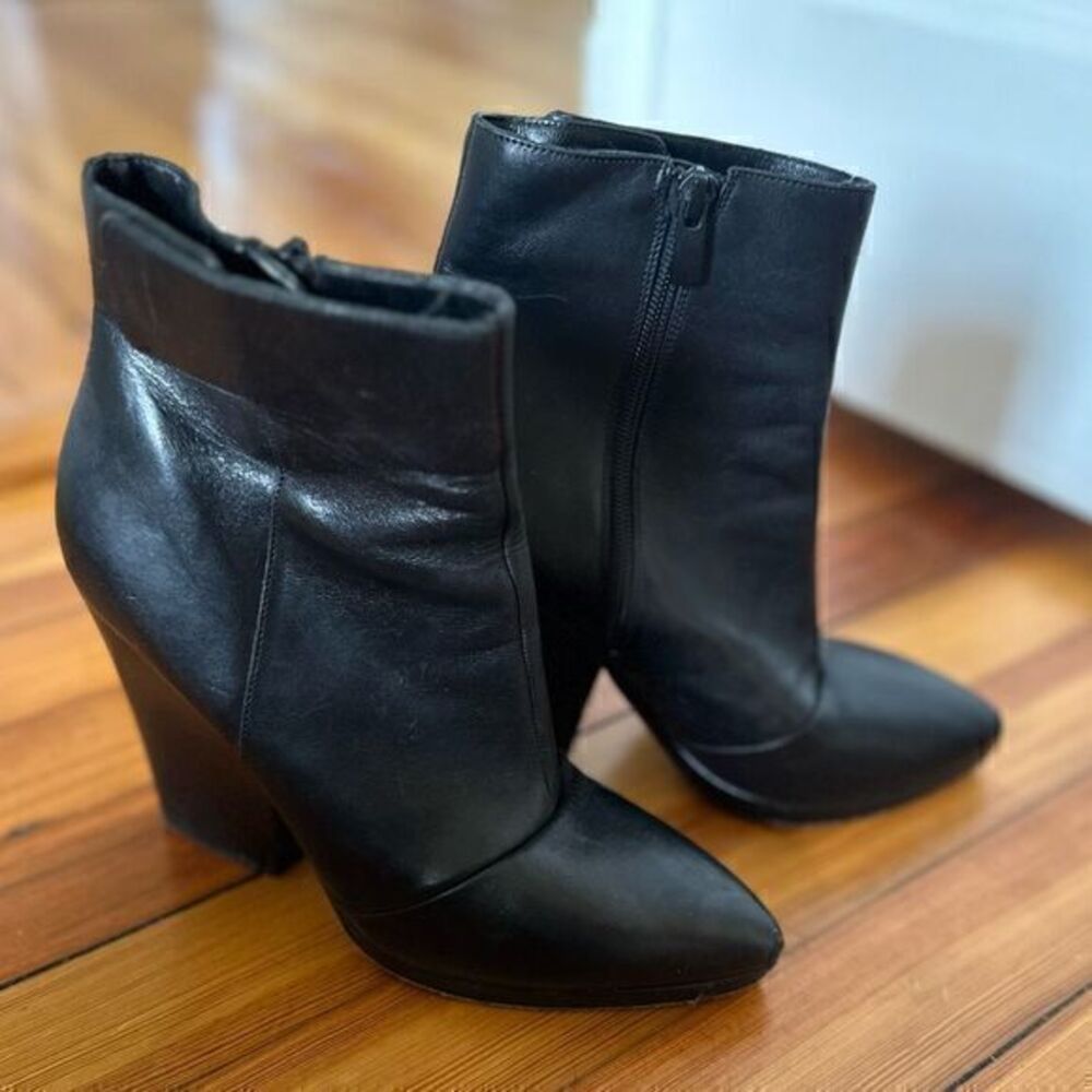 Vince Luisa High Heel Ankle Boots Black Leather Size 8